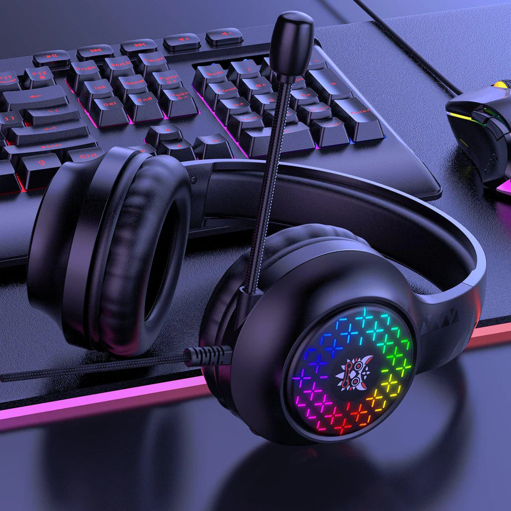 سماعة الألعاب السلكية ONIKUMA X7 PRO مع إضاءة RGB وكابل 2.1 متر - أسود